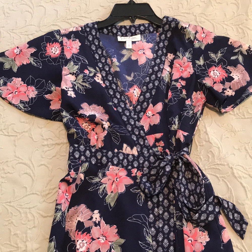 Jessica Simpson Maternity Floral Wrap Dress